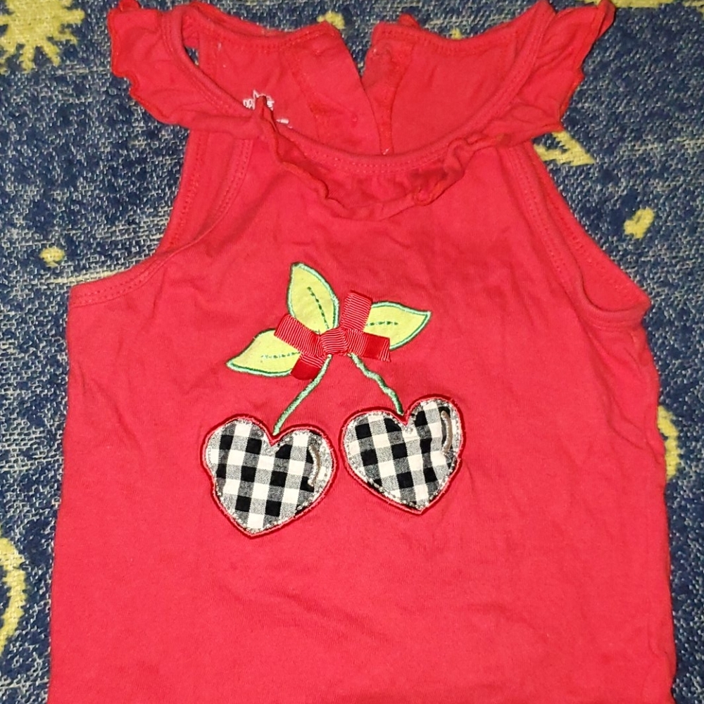 Red shirt/Plaid Shorts 24mo